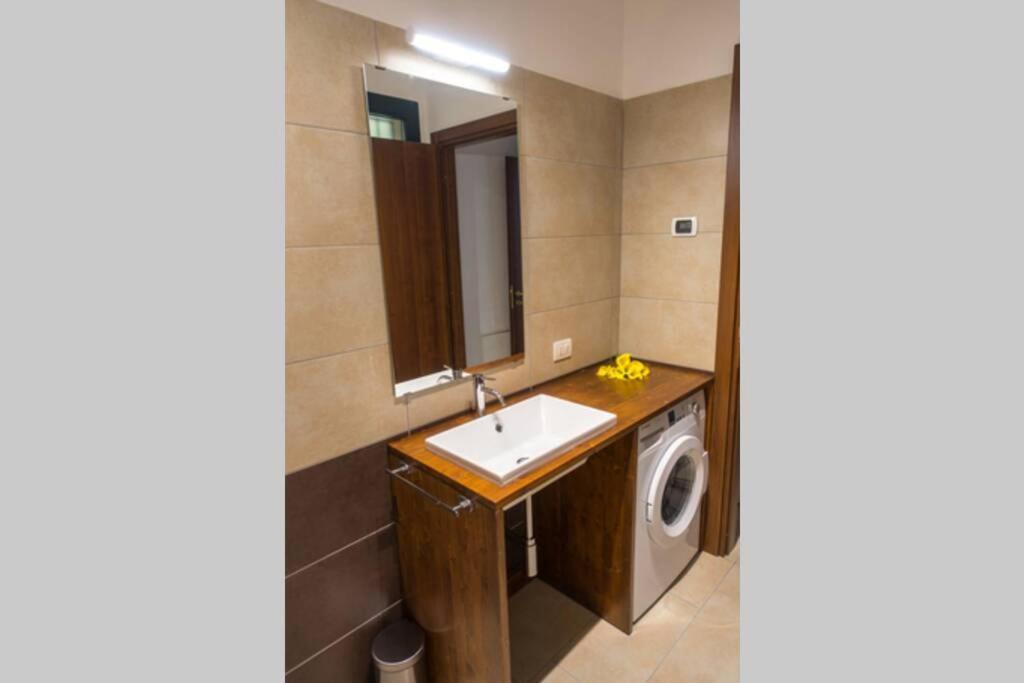 Apartment Victoria, Cozy Studio Flat Near Leonardo Academy Сесто Календе Екстериор снимка